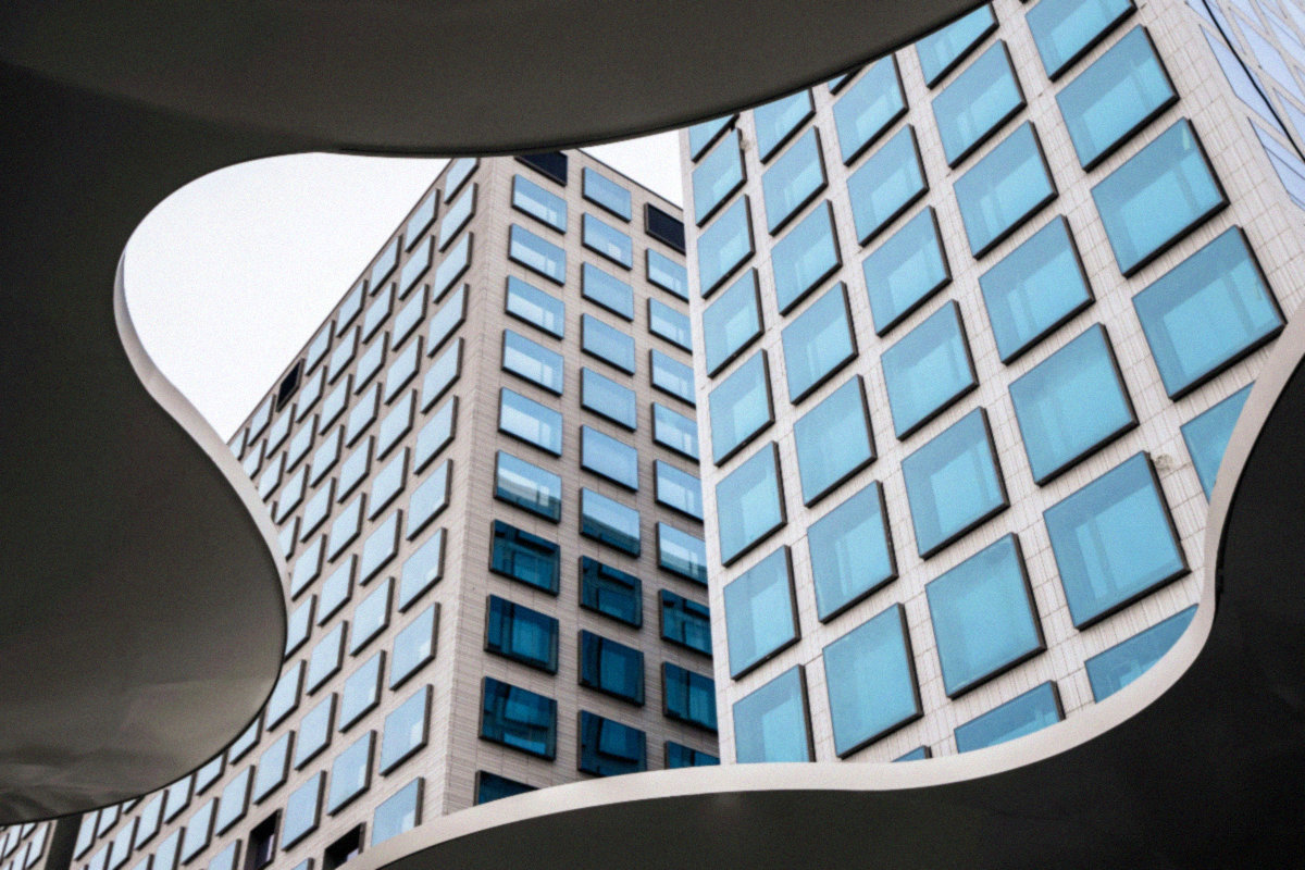 Helsinki architecture — Temppeliaukio Church and Central Station